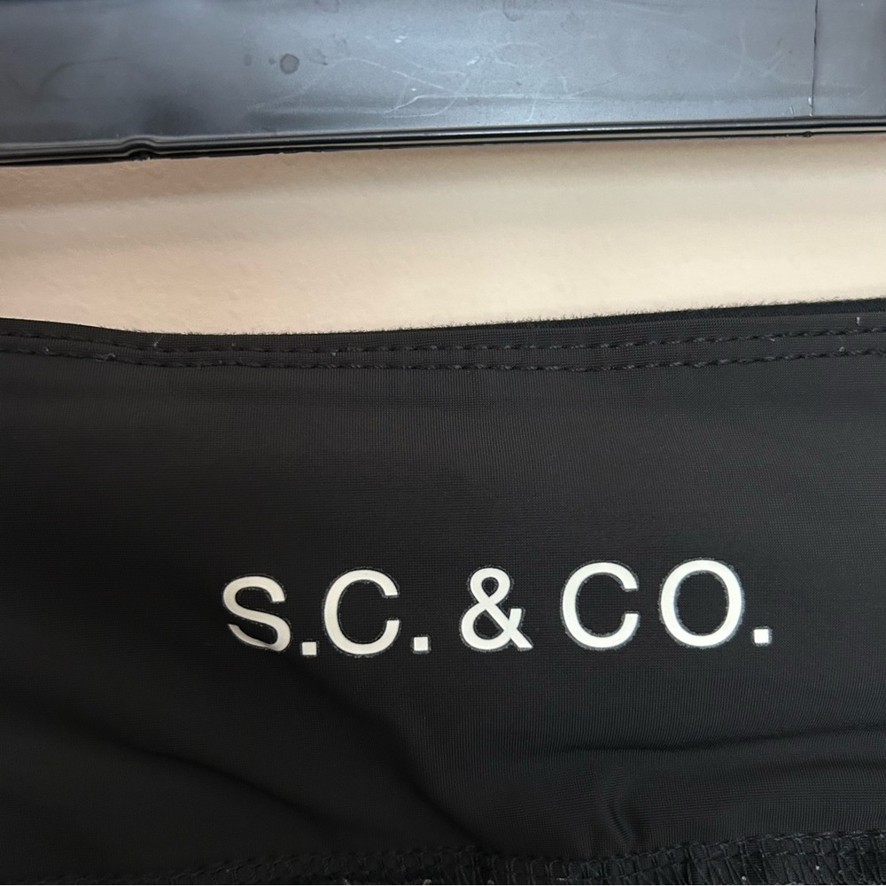 S.C. & Co. Elegant Black Pencil Skirt / Skort - Picture 2 of 8